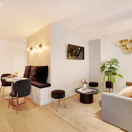 Apartment Absolute Comfort & Serenity For 6p Near The Marais Paris