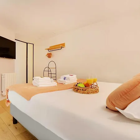 Appartamento Absolute Comfort & Serenity For 6p Near The Marais Parigi